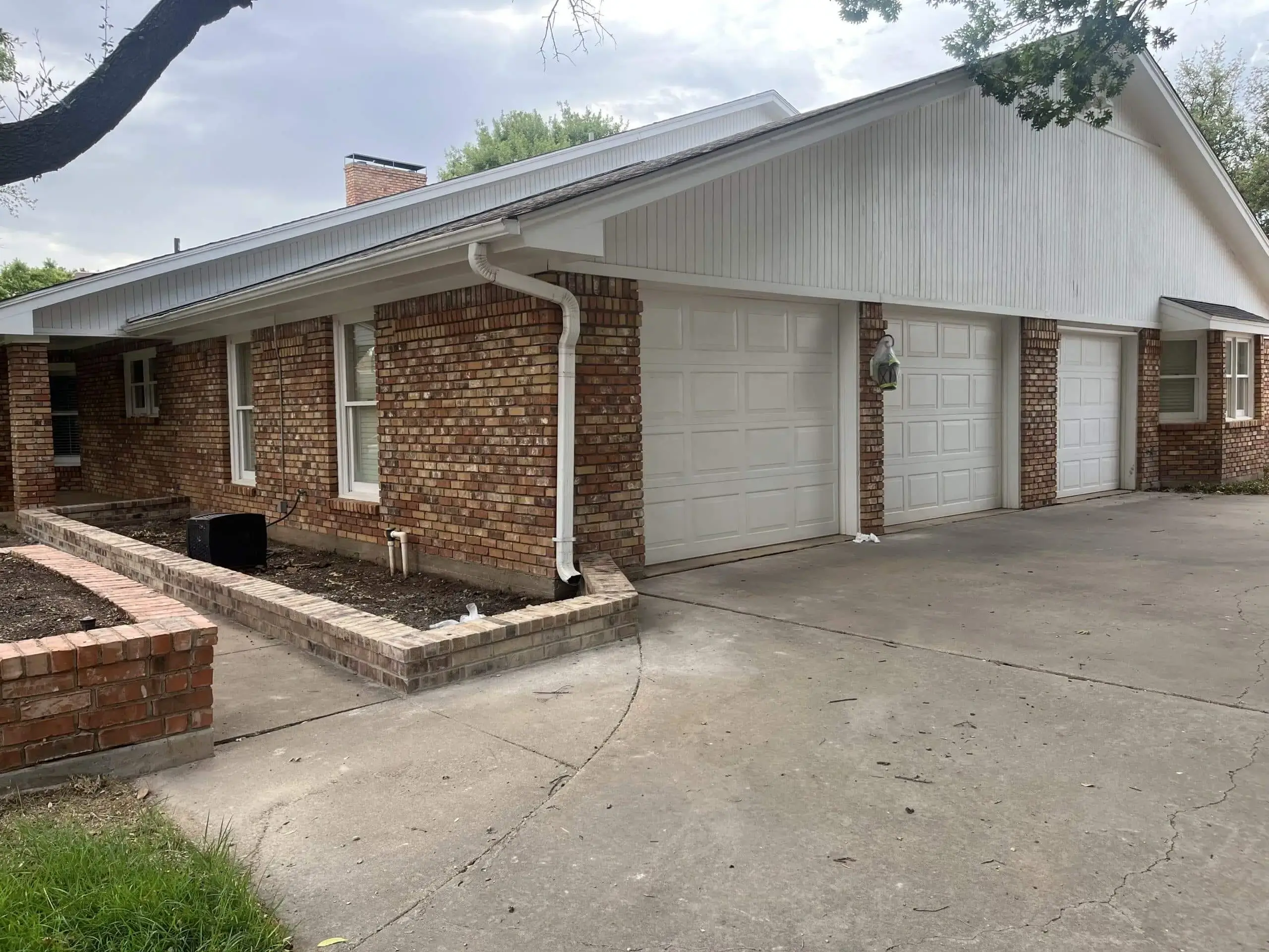 Full Exterior & Stucco Transformation Before