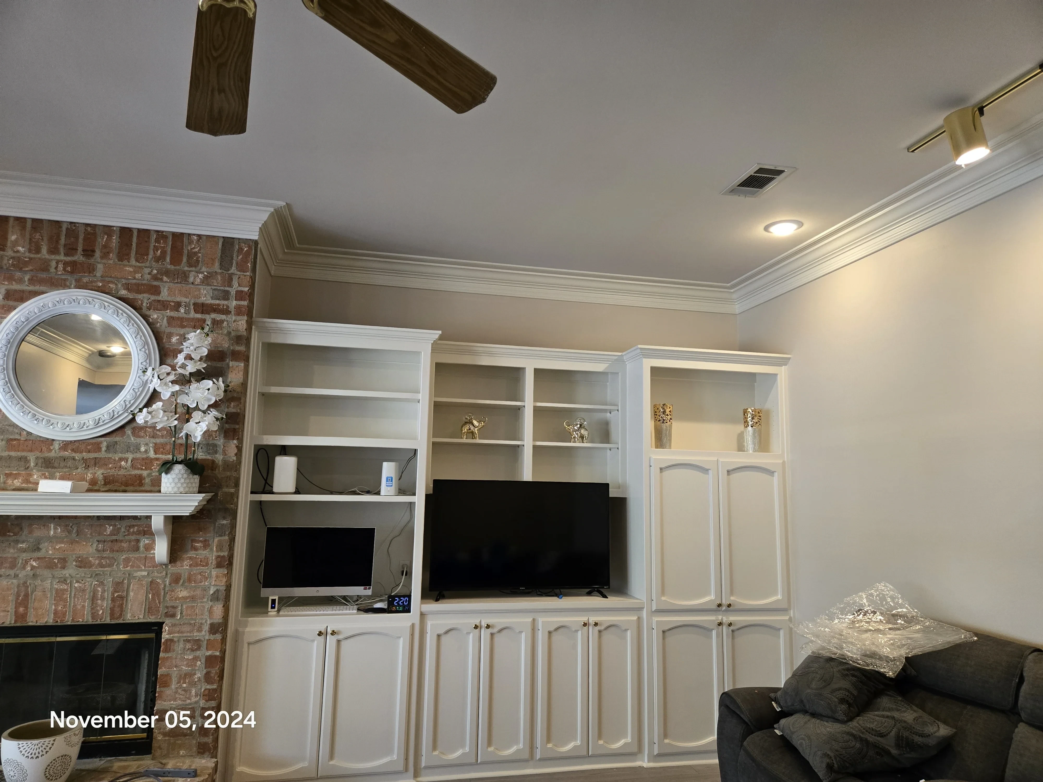 CABINET PAINTING Project