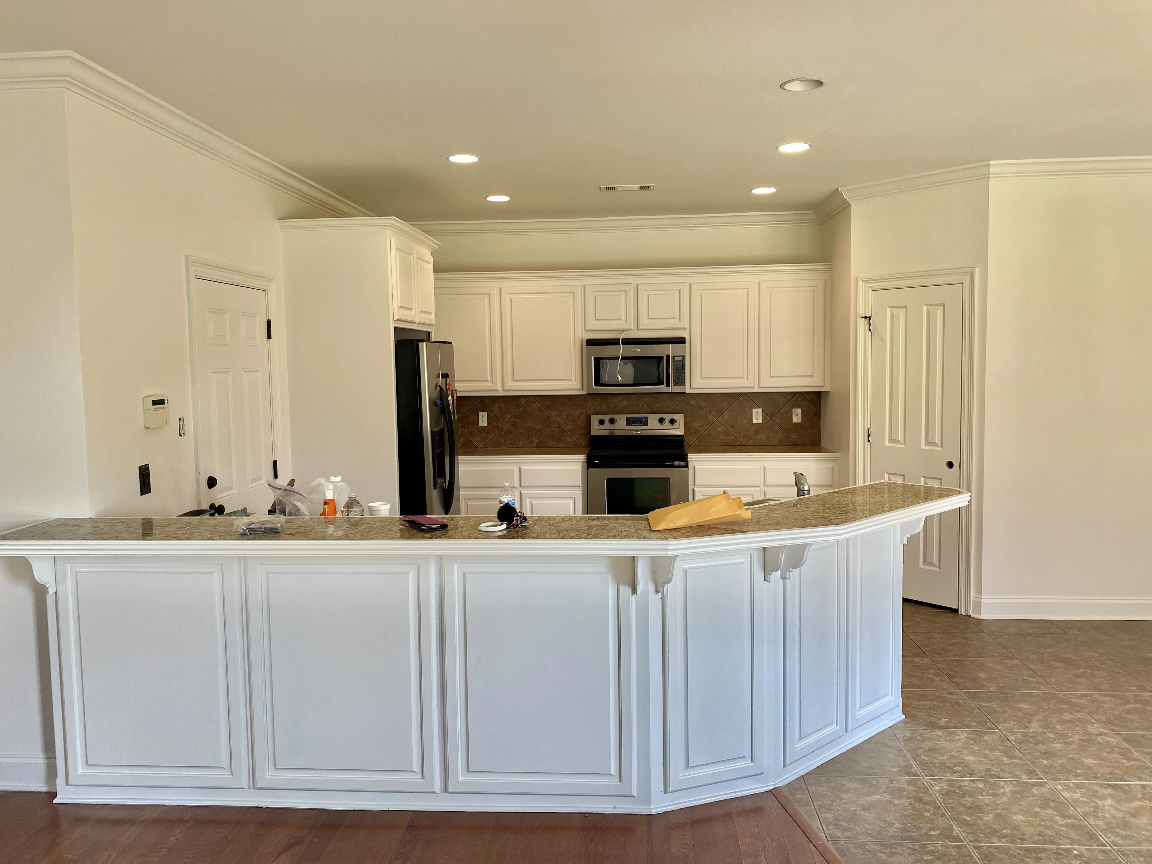 CABINET PAINTING Project