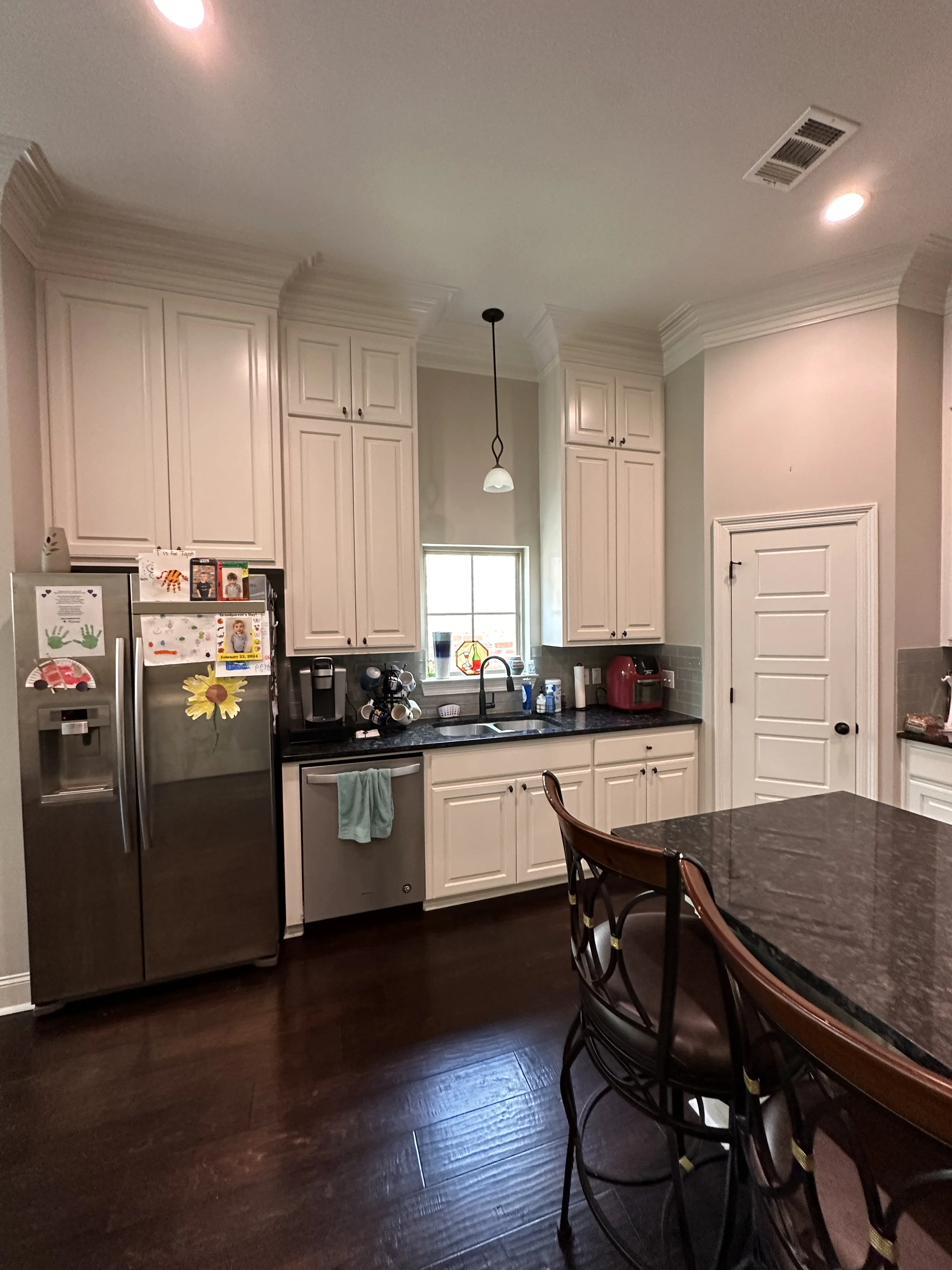 CABINET PAINTING Project
