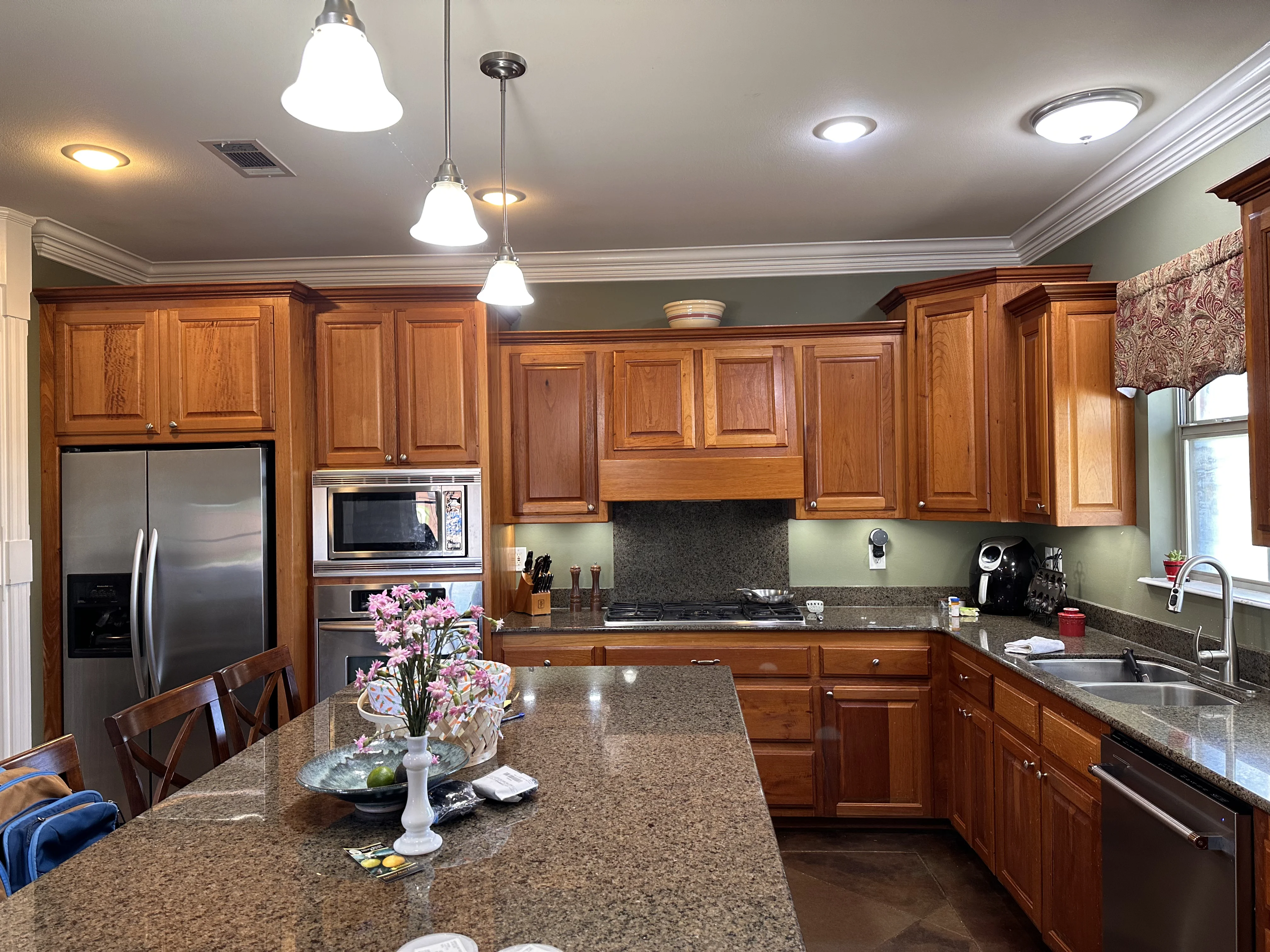 CABINET PAINTING Project